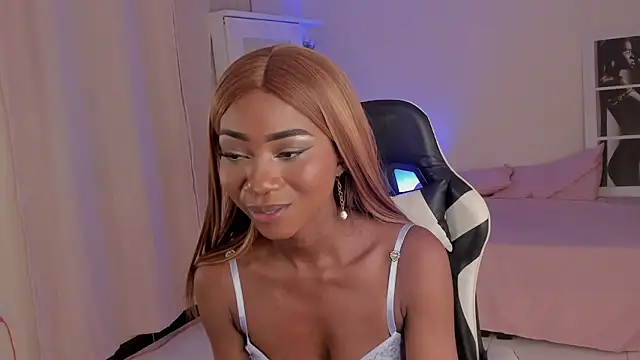 Snapshot of SavannahWildee chatting on 12.02.24 SavannahWildee online show from 12.02.24