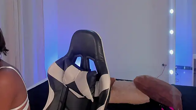 Snapshot of SavannahWildee chatting on 01.29.25 SavannahWildee online show from 01.29.25