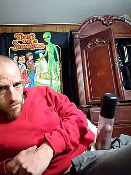 Snapshot of 5g4ever chatting on 02.01.25 5g4ever online show from 02.01.25