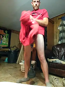 Snapshot of 5g4ever chatting on 11.03.25 5g4ever online show from 11.03.25