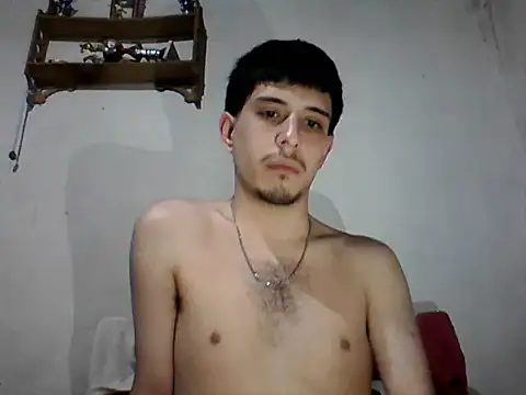 Snapshot of Elvergonn2105 chatting on 10.11.25 Elvergonn2105 online show from 10.11.25