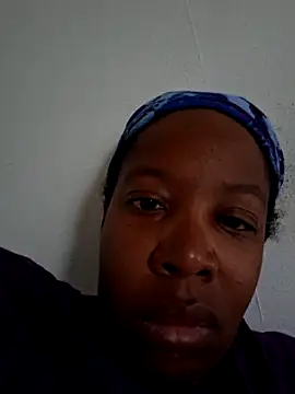 Snapshot of madamsensuale chatting on 10.08.25 madamsensuale online show from 10.08.25