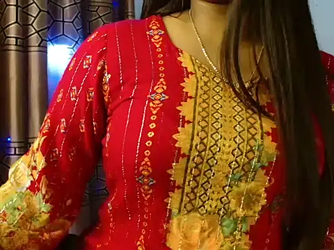 Snapshot of Unlucky-flowers chatting on 02.02.25 Unlucky-flowers online show from 02.02.25