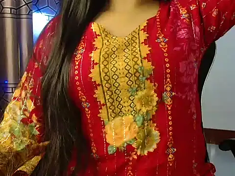 Snapshot of Unlucky-flowers chatting on 02.07.25 Unlucky-flowers online show from 02.07.25