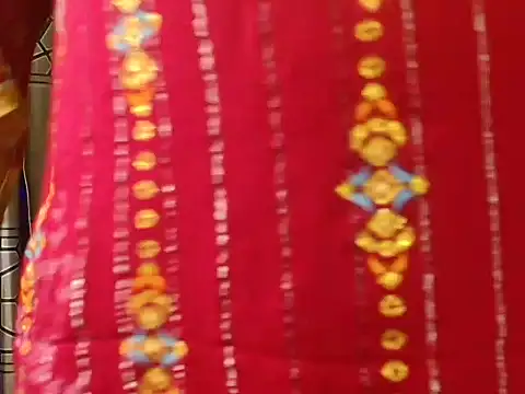 Snapshot of Unlucky-flowers chatting on 02.16.25 Unlucky-flowers online show from 02.16.25