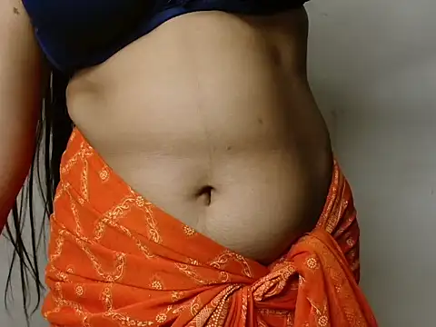 Snapshot of Unlucky-flowers chatting on 02.28.25 Unlucky-flowers online show from 02.28.25