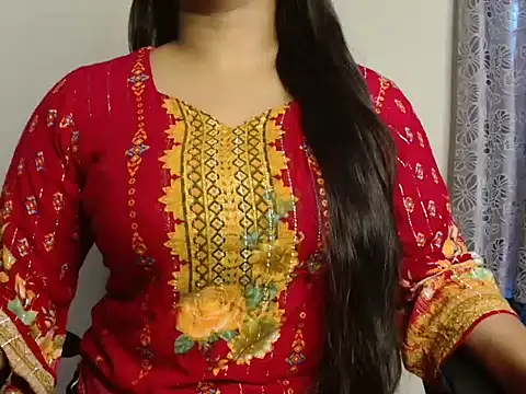 Snapshot of Unlucky-flowers chatting on 03.14.25 Unlucky-flowers online show from 03.14.25