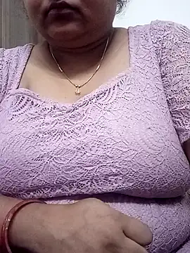 Snapshot of smile_pretty chatting on 12.06.24 smile pretty online show from 12.06.24