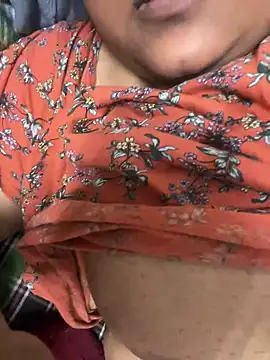 Snapshot of smile_pretty chatting on 02.15.25 smile pretty online show from 02.15.25