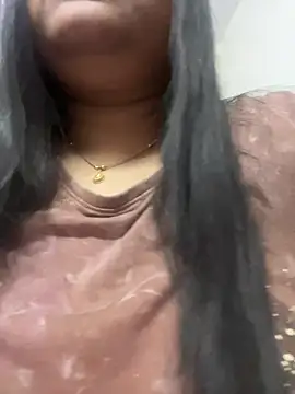 Snapshot of smile_pretty chatting on 03.11.25 smile pretty online show from 03.11.25