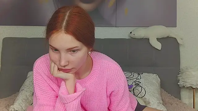 Snapshot of JudyWalkerr chatting on 12.14.24 JudyWalkerr online show from 12.14.24