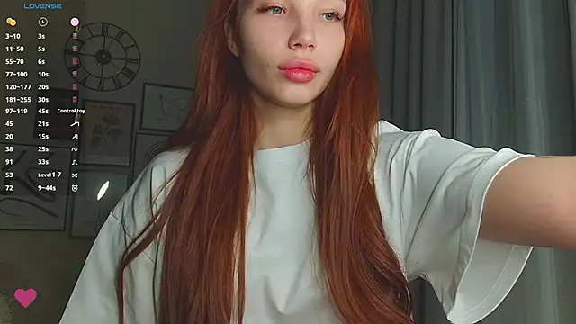 Snapshot of JudyWalkerr chatting on 02.23.25 JudyWalkerr online show from 02.23.25