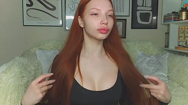 Snapshot of JudyWalkerr chatting on 03.06.25 JudyWalkerr online show from 03.06.25