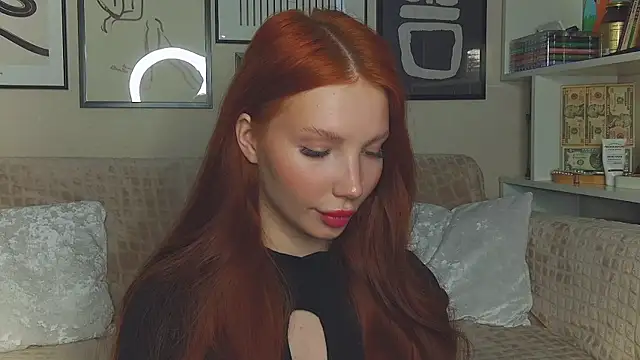 Snapshot of JudyWalkerr chatting on 03.19.25 JudyWalkerr online show from 03.19.25