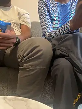 Snapshot of Baller_inch chatting on 11.17.25 Baller inch online show from 11.17.25