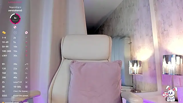 Snapshot of valeryy_stone chatting on 01.23.25 valeryy stone online show from 01.23.25