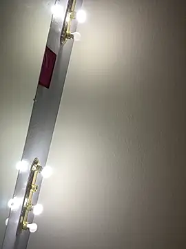 Snapshot of gorion1 chatting on 10.11.25 gorion1 online show from 10.11.25