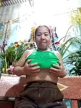 Snapshot of Queen_18200 chatting on 01.18.25 Queen 18200 online show from 01.18.25