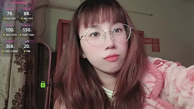 Snapshot of Lili_666 chatting on 12.24.24 Lili 666 online show from 12.24.24