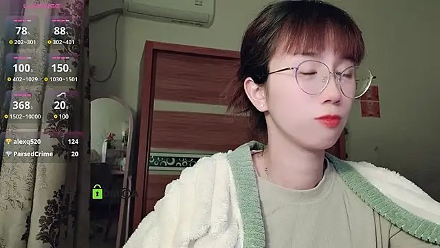 Snapshot of Lili_666 chatting on 12.31.24 Lili 666 online show from 12.31.24