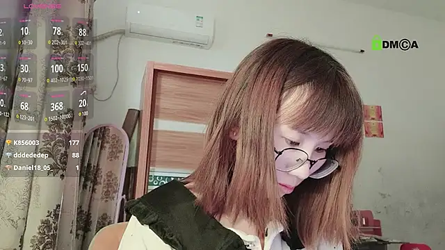 Snapshot of Lili_666 chatting on 02.27.25 Lili 666 online show from 02.27.25
