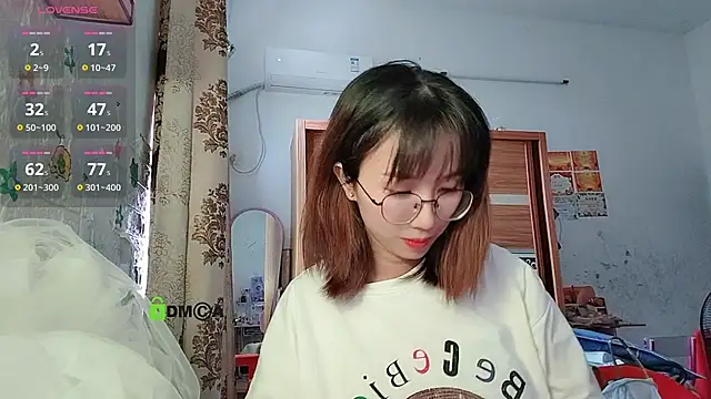 Snapshot of Lili_666 chatting on 09.19.25 Lili 666 online show from 09.19.25