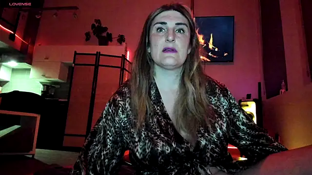 Snapshot of ImLeanneLawson chatting on 03.12.25 ImLeanneLawson online show from 03.12.25