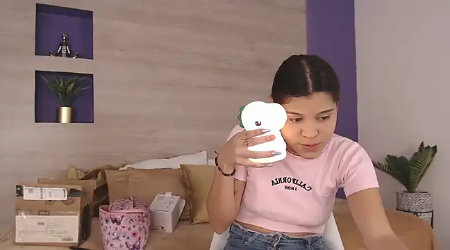 nami hot04 online show from 01.17.25