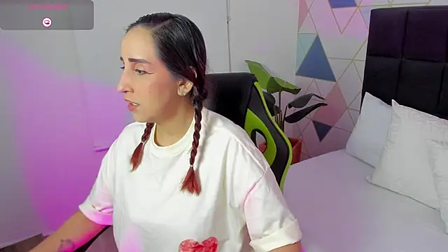 Snapshot of jadde13_ chatting on 10.03.25 jadde13 online show from 10.03.25