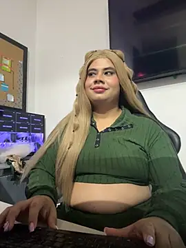 Snapshot of Tom_Silver__ chatting on 10.07.25 Tom Silver online show from 10.07.25