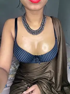 Snapshot of Hot-sexy222 chatting on 12.19.24 Hot-sexy222 online show from 12.19.24