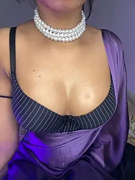 Snapshot of Hot-sexy222 chatting on 01.27.25 Hot-sexy222 online show from 01.27.25