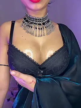 Snapshot of Hot-sexy222 chatting on 03.08.25 Hot-sexy222 online show from 03.08.25