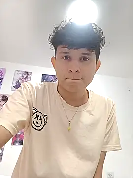 Snapshot of Nathan_Bluee chatting on 01.18.25 Nathan Bluee online show from 01.18.25