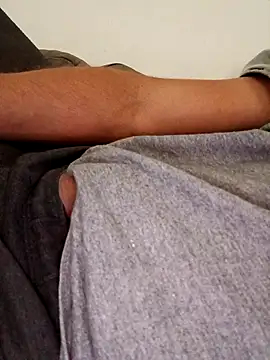 Snapshot of Deapool_ chatting on 09.10.25 Deapool online show from 09.10.25