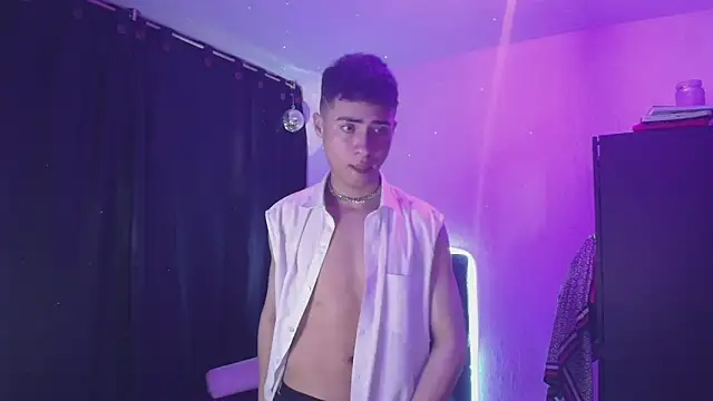 sexybat twink online show from 12.13.24