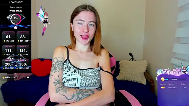 Snapshot of Luxuryalma chatting on 12.14.24 Luxuryalma online show from 12.14.24