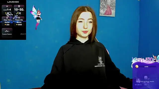 Snapshot of Luxuryalma chatting on 03.17.25 Luxuryalma online show from 03.17.25