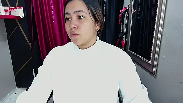 AmorMia online show from 12.27.24