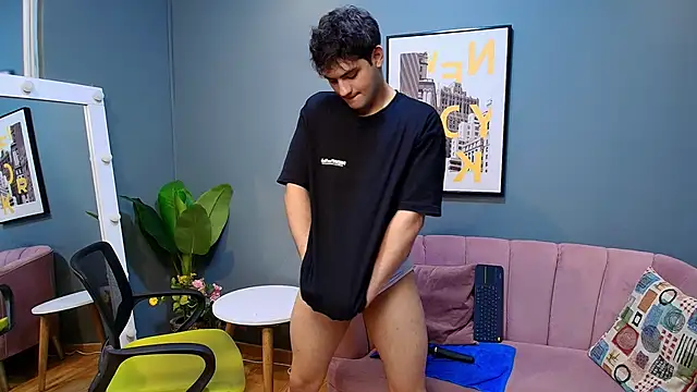 Snapshot of Mark_Evans1_ chatting on 12.14.24 Mark Evans1 online show from 12.14.24