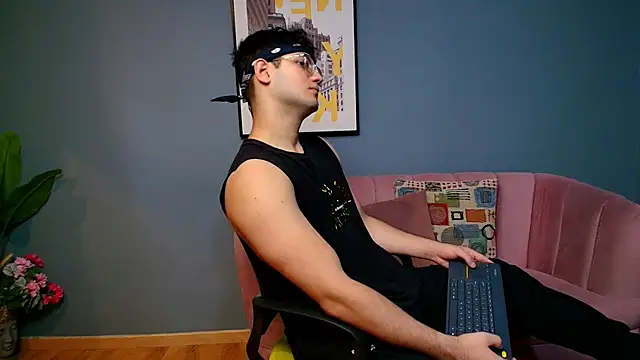 Snapshot of Mark_Evans1_ chatting on 03.19.25 Mark Evans1 online show from 03.19.25