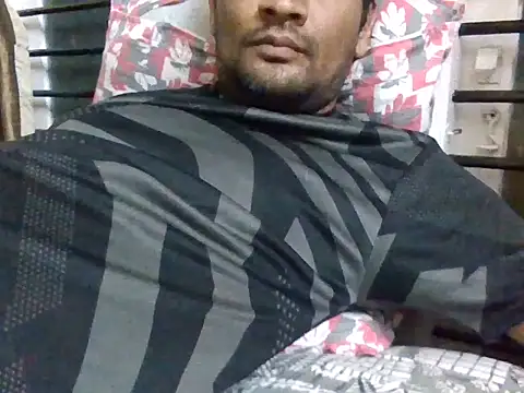 Snapshot of NiceBoy9099 chatting on 01.25.25 NiceBoy9099 online show from 01.25.25