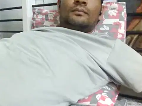 Snapshot of NiceBoy9099 chatting on 02.25.25 NiceBoy9099 online show from 02.25.25