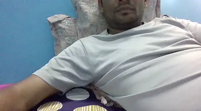 Snapshot of NiceBoy9099 chatting on 03.09.25 NiceBoy9099 online show from 03.09.25