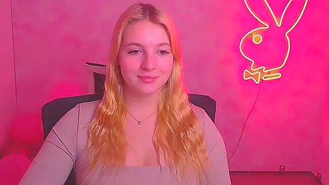 Snapshot of Milka_kiss_ chatting on 02.25.25 Milka kiss online show from 02.25.25