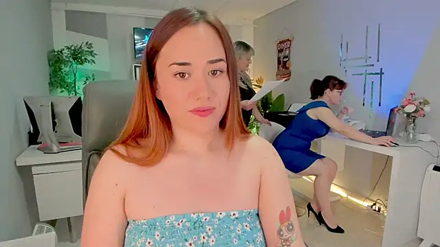 Snapshot of Butterflyblue_dream chatting on 03.03.25 Butterflyblue dream online show from 03.03.25