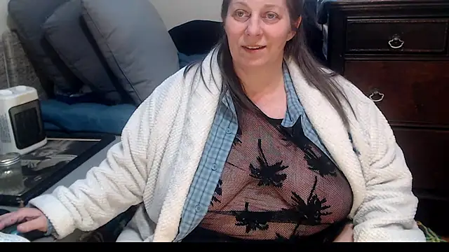 Snapshot of ladyscarlotta chatting on 01.23.25 ladyscarlotta online show from 01.23.25