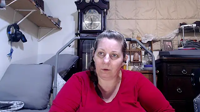 Snapshot of ladyscarlotta chatting on 09.19.25 ladyscarlotta online show from 09.19.25
