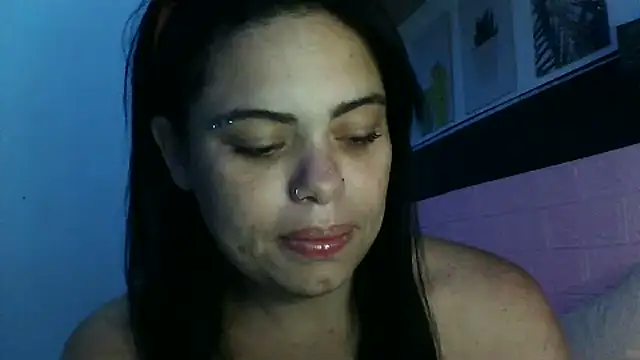 Snapshot of Mihscat chatting on 10.29.25 Mihscat online show from 10.29.25