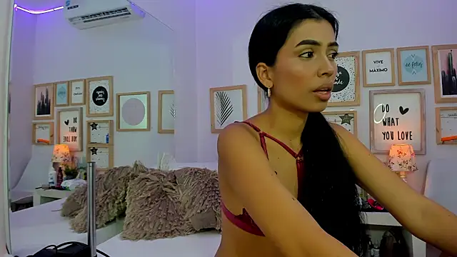 TianaReedd online show from 01.31.25